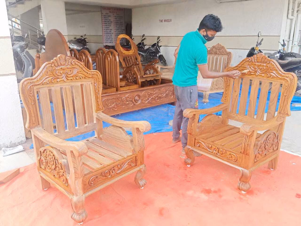 Sofa Polishing